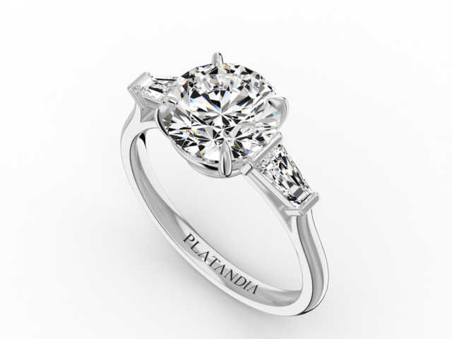 Round Brilliant Cut Diamond 3-stone Ring